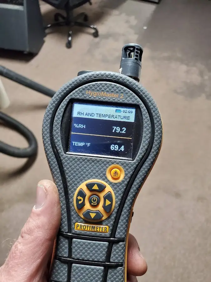 Moisture meter humidity assessment for Fire & Smoke Damage Restoration in Palm River-Clair Mel